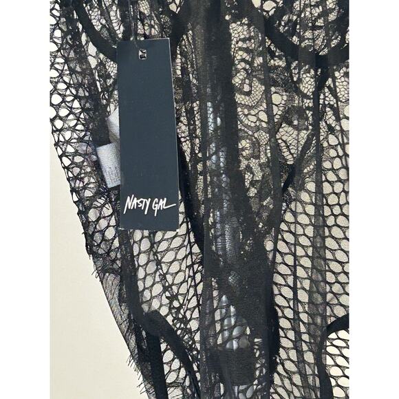 *New* Nasty Gal Wide Mesh High Leg Black Lace Bodysuit Women's size Medium - Picture 5 of 8